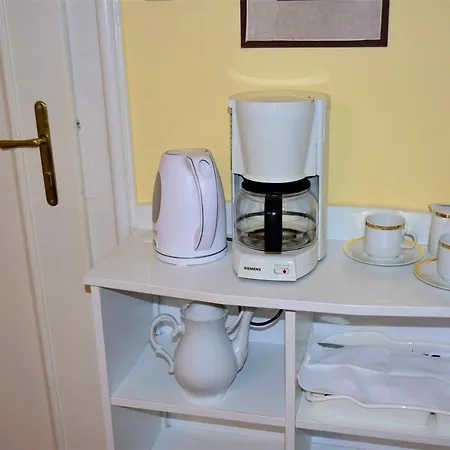 George Guest house