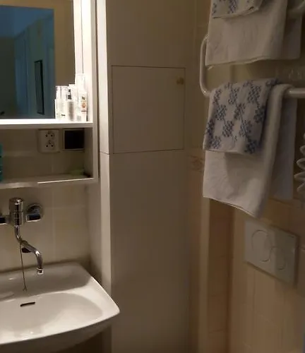 Guest house George 3*